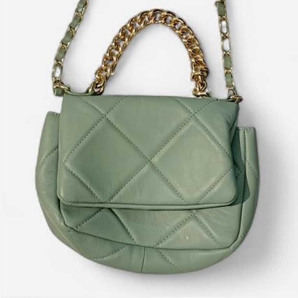 Elegant Green Quilted Handbag